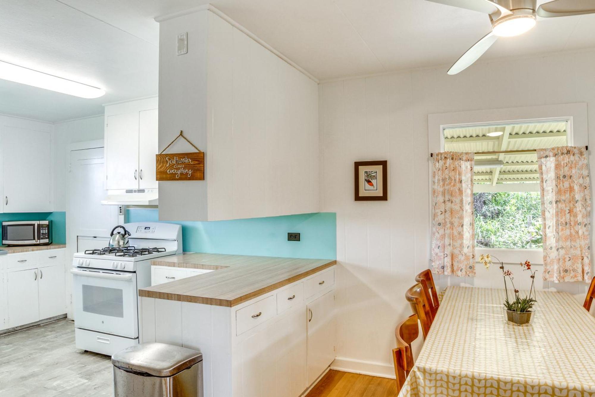 Charming Historic Hilo House Minutes To Beach! Екстериор снимка